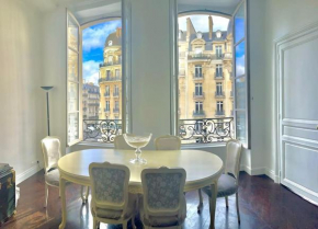 Exclusive Suite Parisian Palace